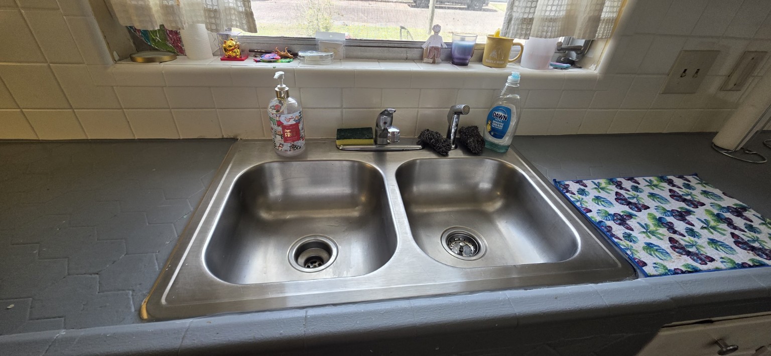 Cocina después de limpieza profunda