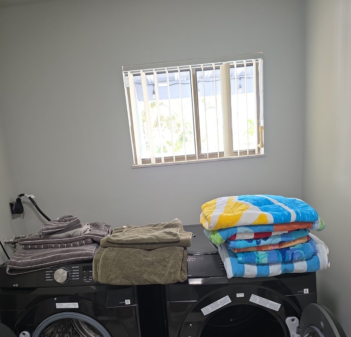 J&C House Cleaning - Lavandería y Detalles